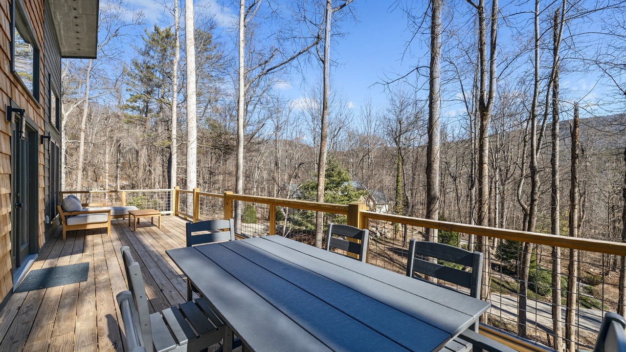 Photo of Outdoor in Frank