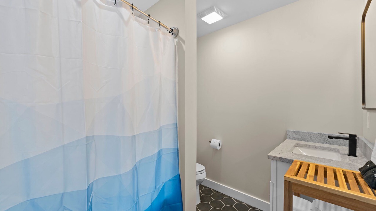 Photo of Bathroom in Frank