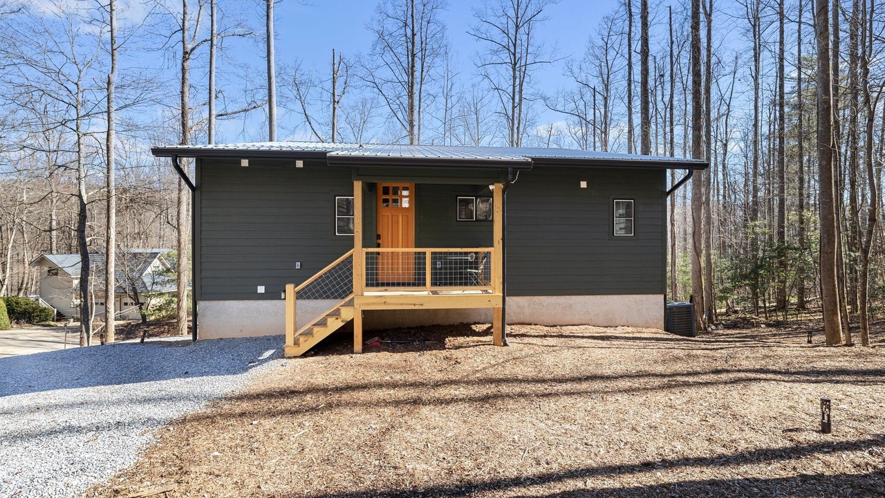 Photo of Outdoor in Frank