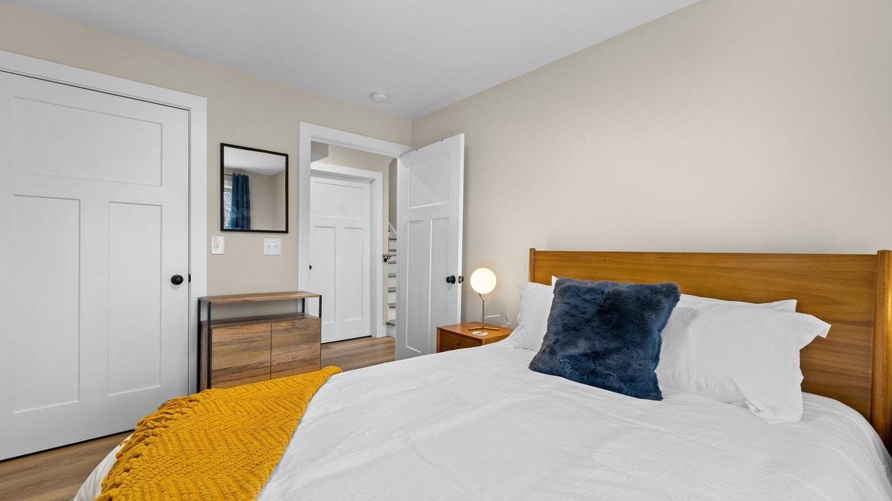 Photo of Bedroom in Frank