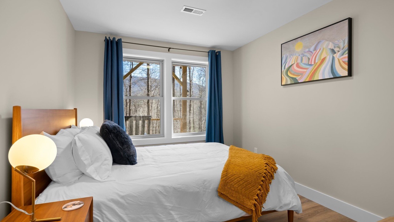 Photo of Bedroom in Frank