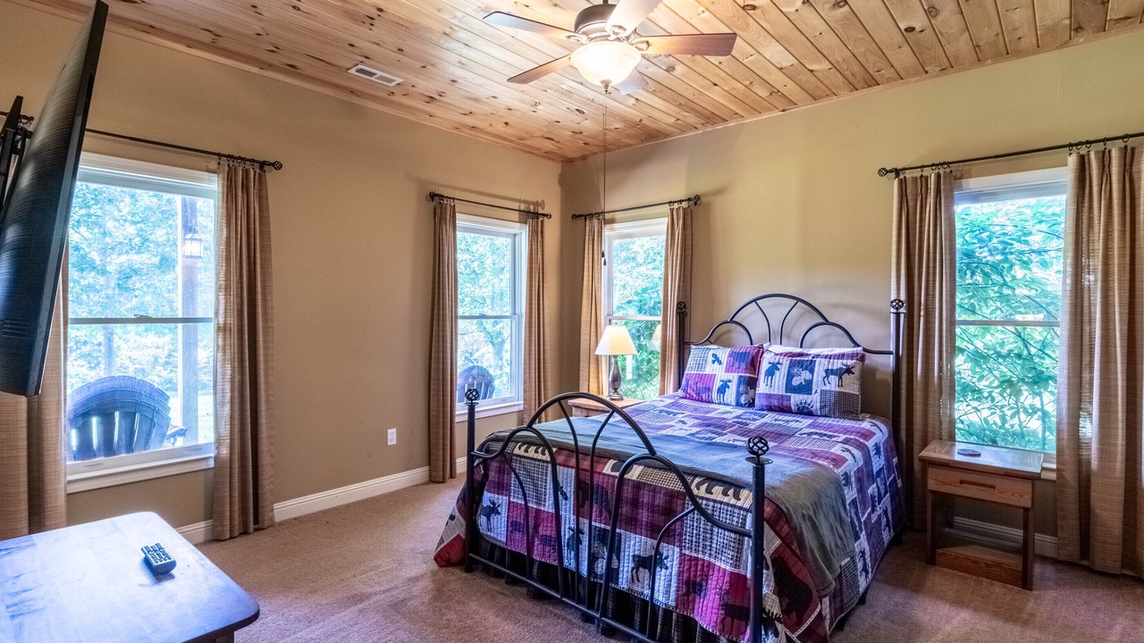 Photo of Bedroom in Whittier