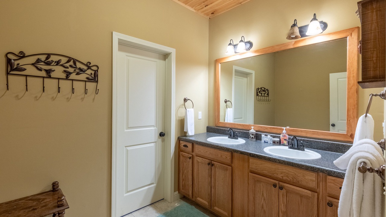 Photo of Bathroom in Whittier