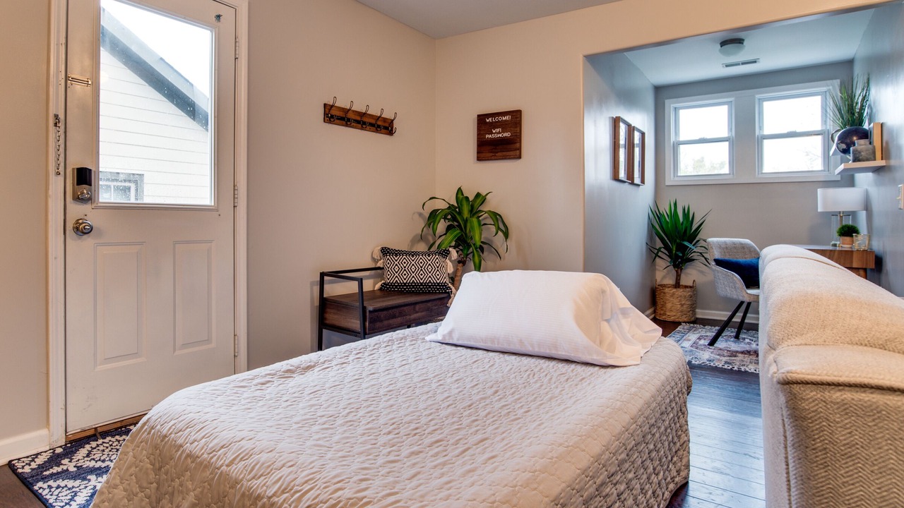 Photo of Bedroom in Belmont - Hillsboro