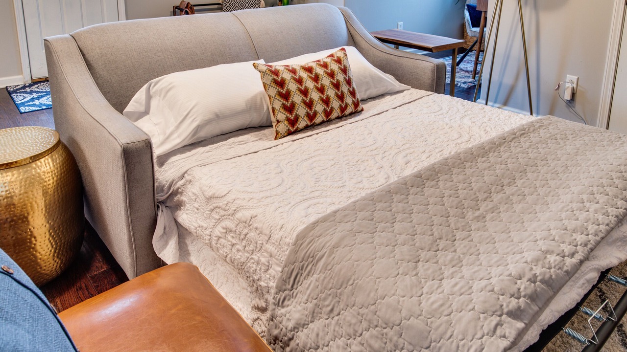 Photo of Bedroom in Belmont - Hillsboro
