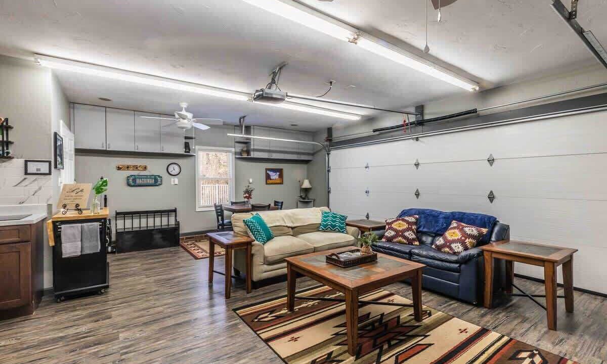 Photo of Livingroom in Summerfield