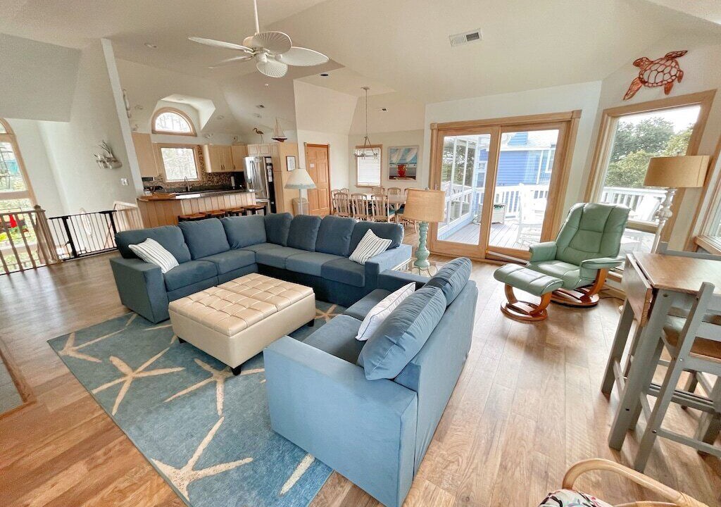 Photo of Livingroom in Corolla Light