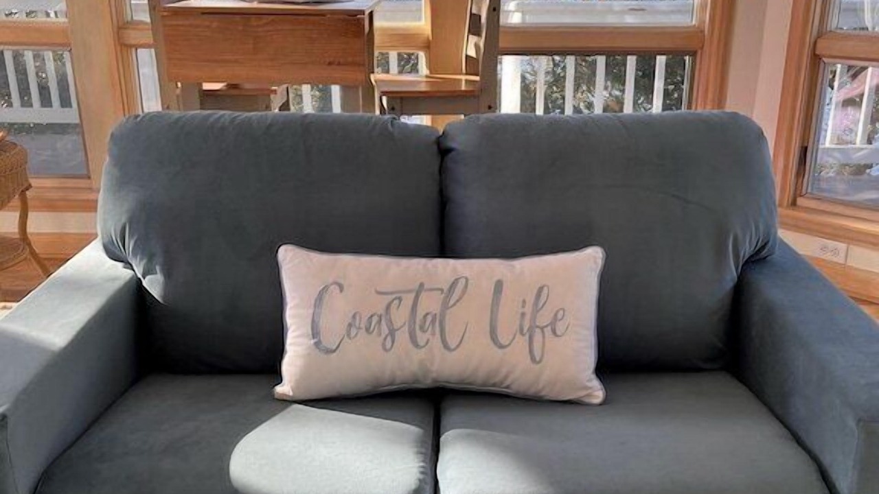 Photo of Livingroom in Corolla Light