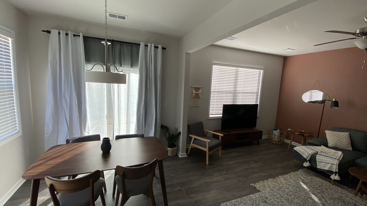 Photo of Livingroom in Lake Norman of Catawba