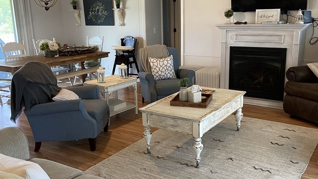 Photo of Livingroom in Minnesott Beach
