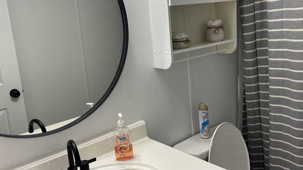 Photo of Bathroom in Minnesott Beach