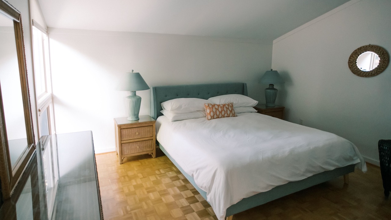 Photo of Bedroom in Southmont