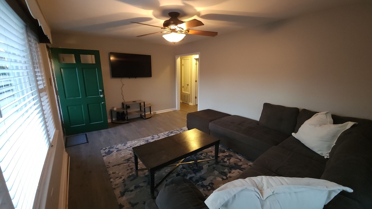 Photo of Livingroom in Roanoke Rapids