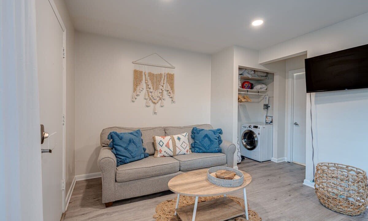 Photo of Livingroom in Melrose