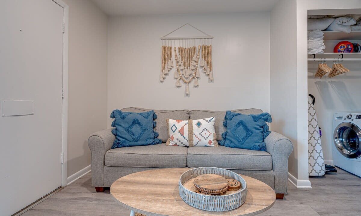 Photo of Livingroom in Melrose