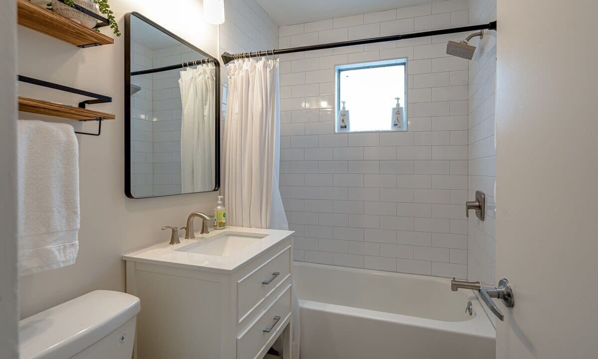 Photo of Bathroom in Melrose