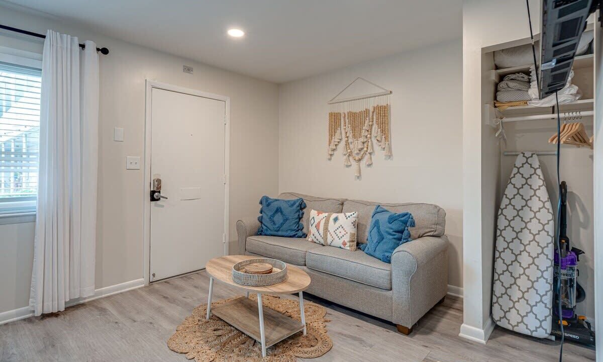 Photo of Livingroom in Melrose