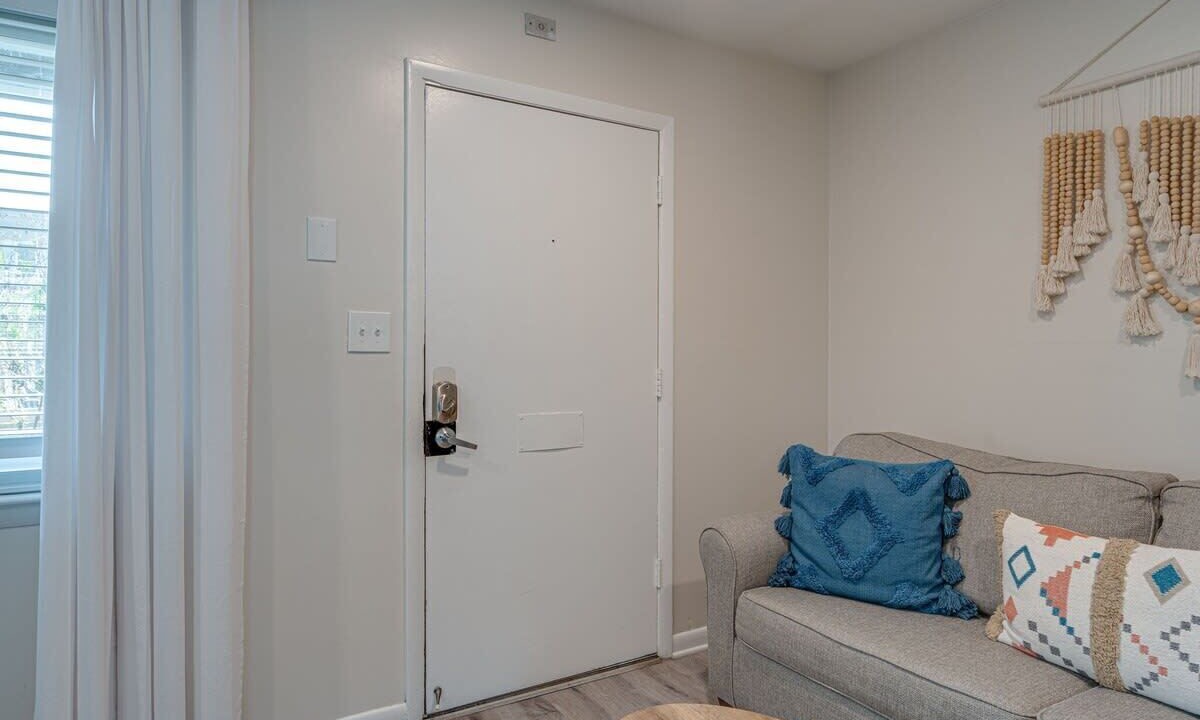 Photo of Livingroom in Melrose