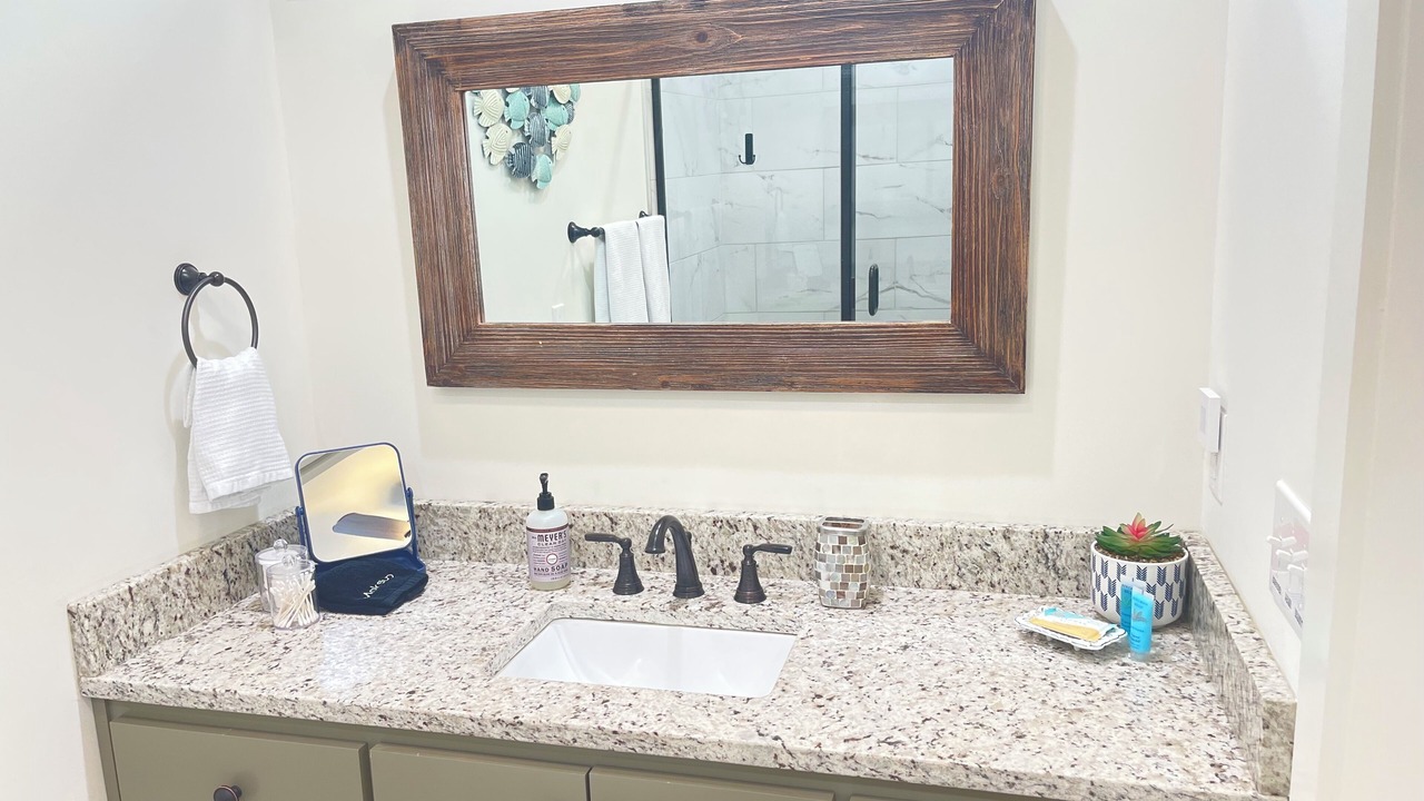 Photo of Bathroom in Eclectic