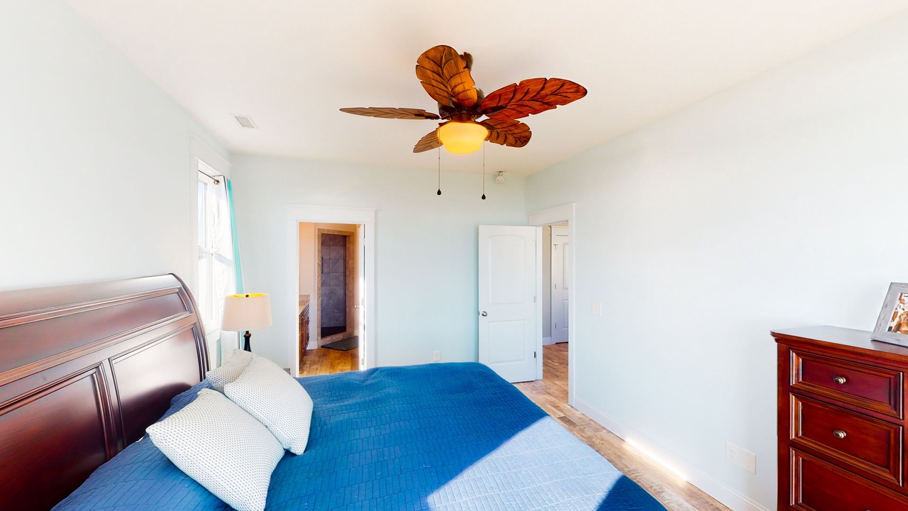 Photo of Bedroom in Ocean City Beach