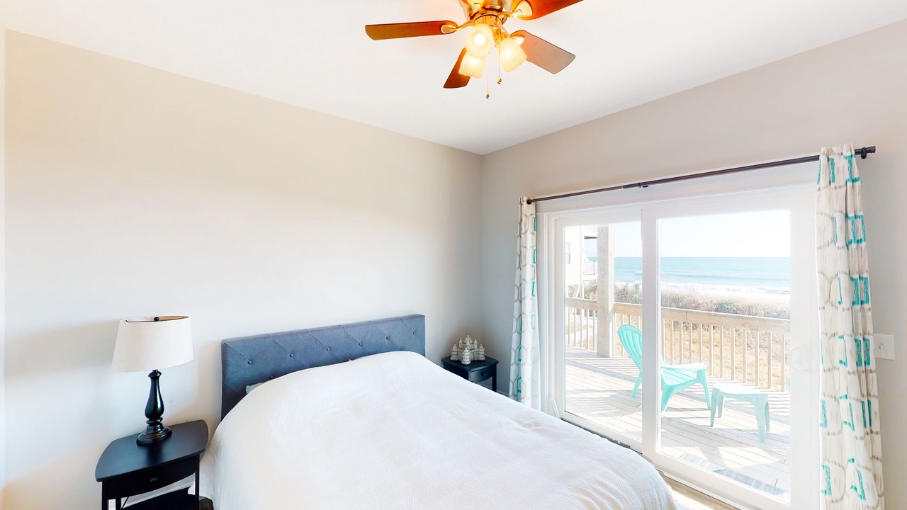 Photo of Bedroom in Ocean City Beach