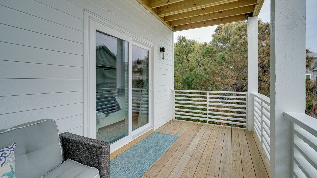 Photo of Patio Balcony in Wilmington Beach