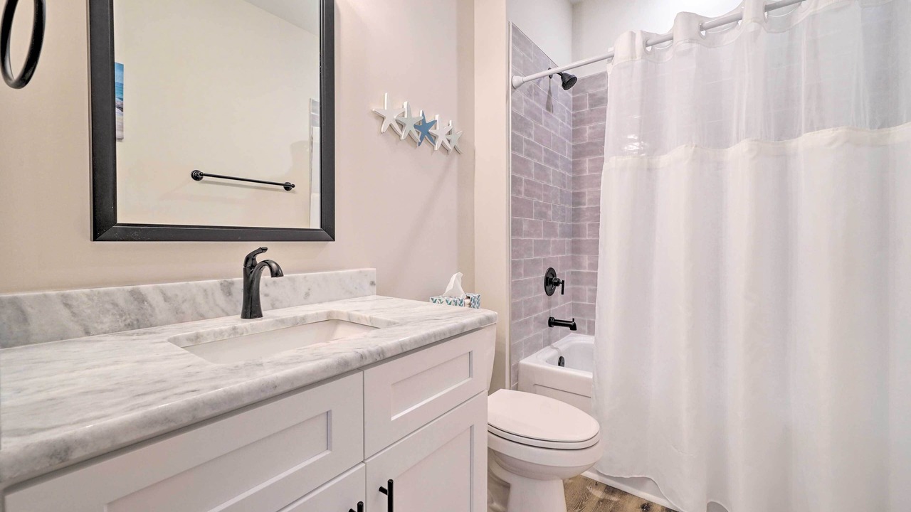 Photo of Bathroom in Wilmington Beach