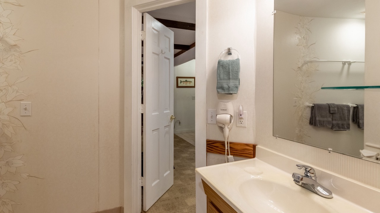 Photo of Bathroom in Otto