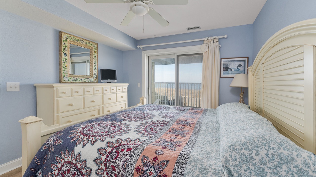 Photo of Bedroom in Southern Shores