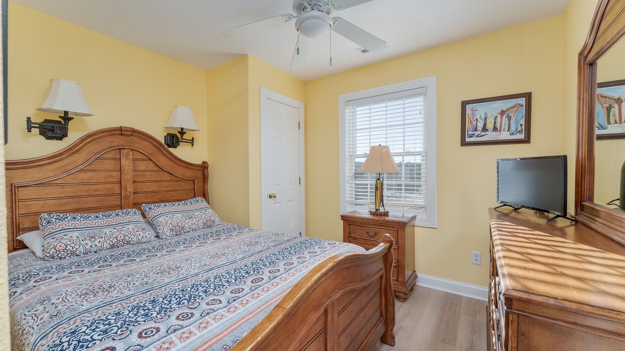 Photo of Bedroom in Southern Shores