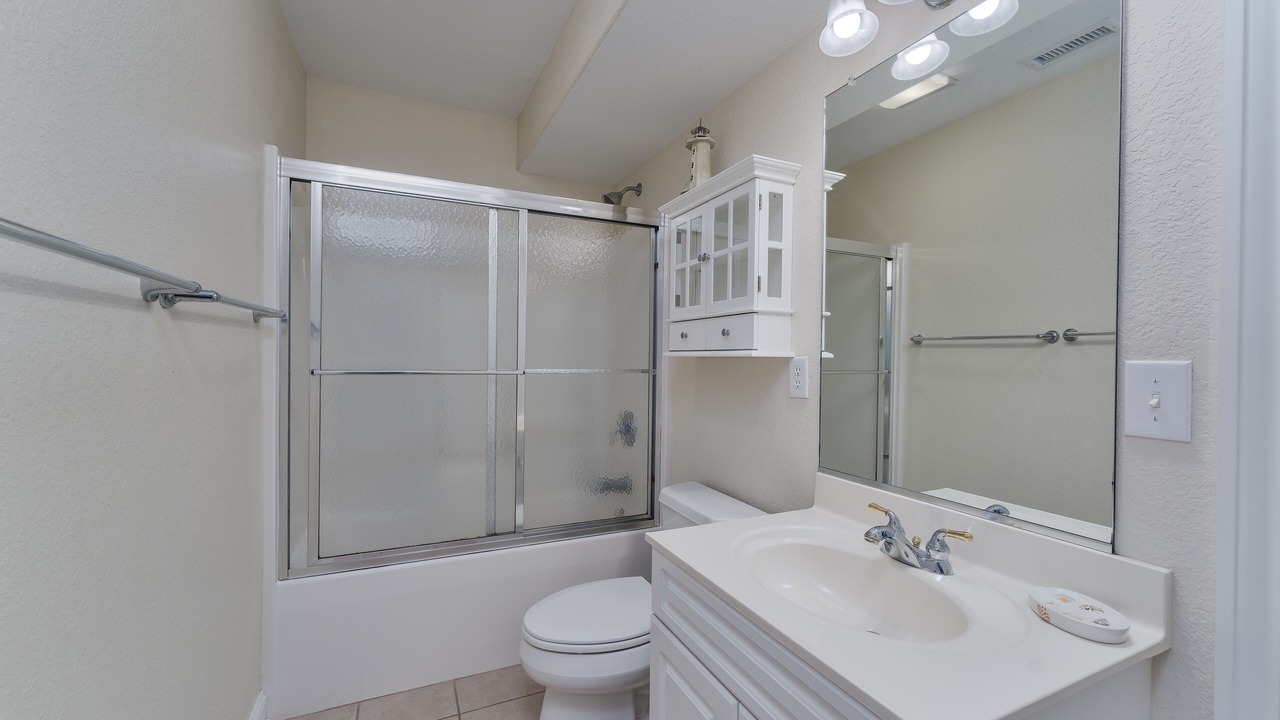Photo of Bathroom in Southern Shores
