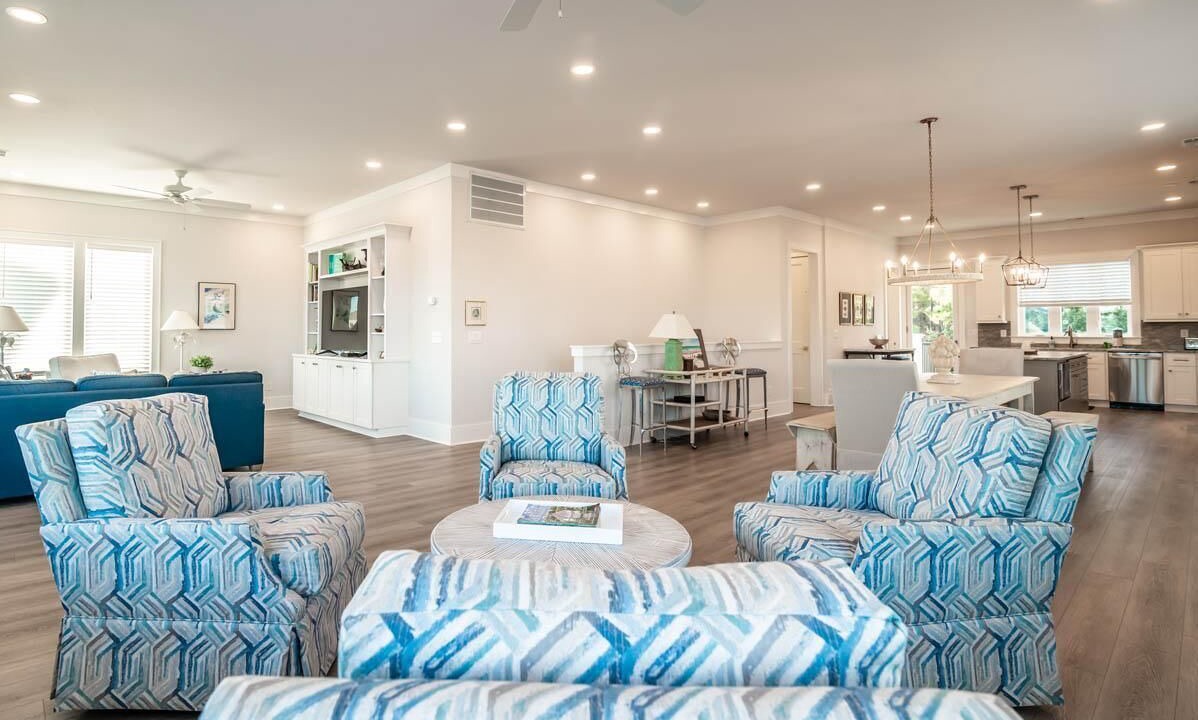 Photo of Livingroom in North Litchfield Beach
