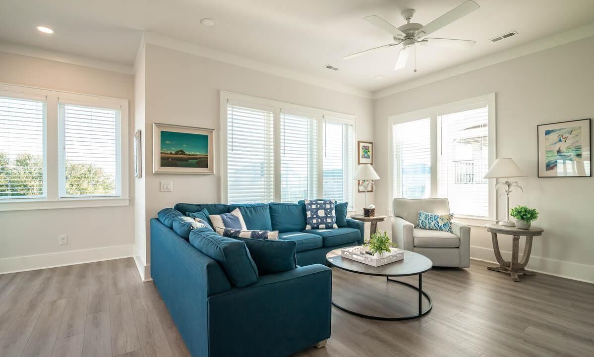 Photo of Livingroom in North Litchfield Beach