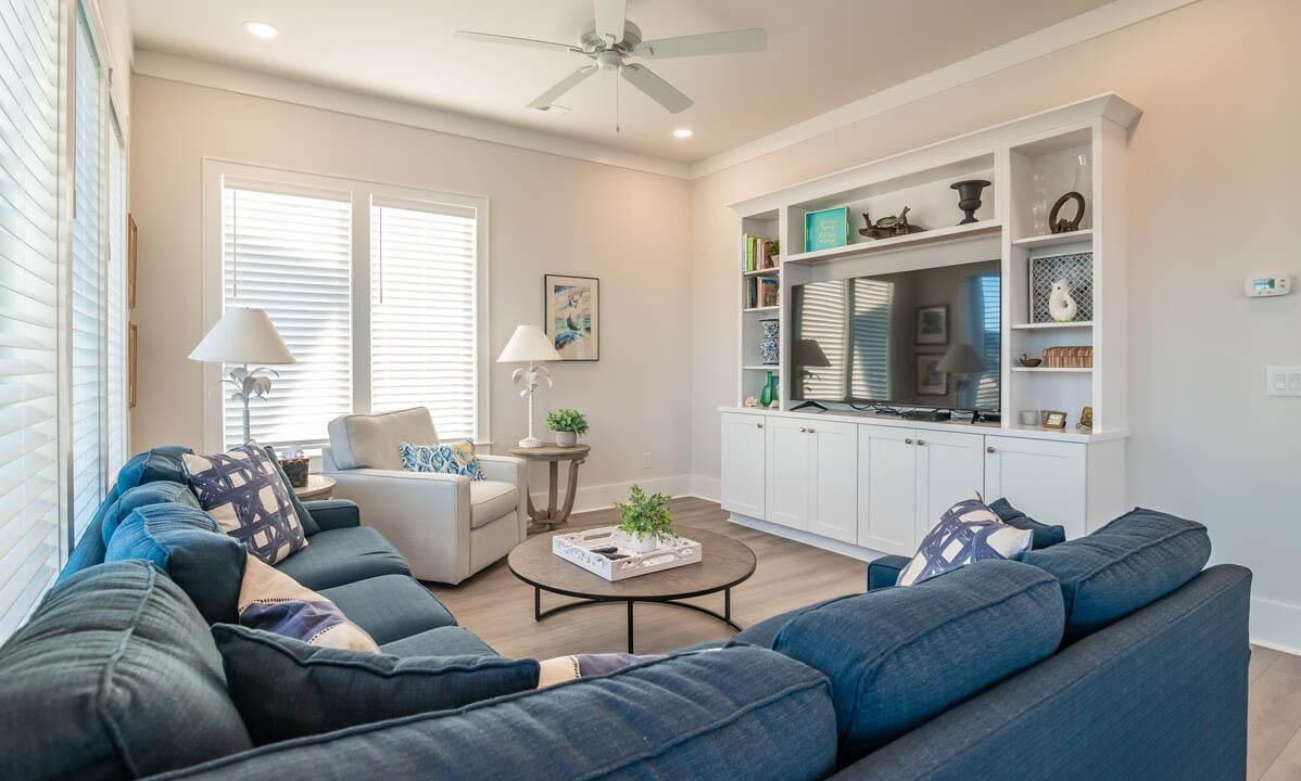 Photo of Livingroom in North Litchfield Beach