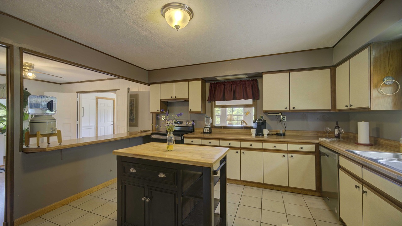 Photo of Kitchen in Carova Beach