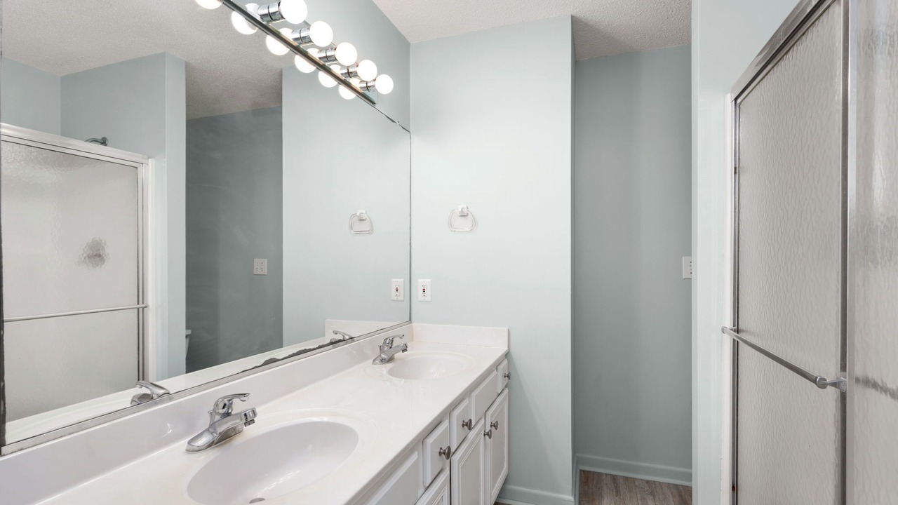 Photo of Bathroom in Ocean Sands