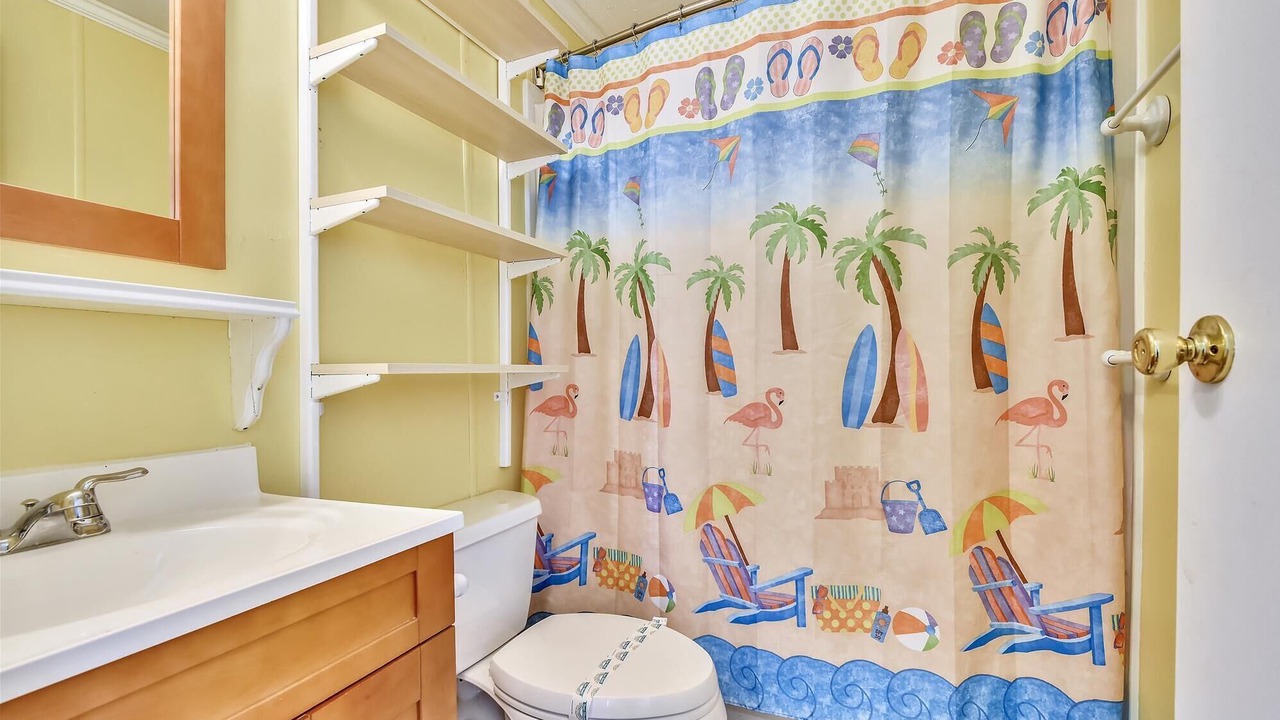 Photo of Bathroom in Colington