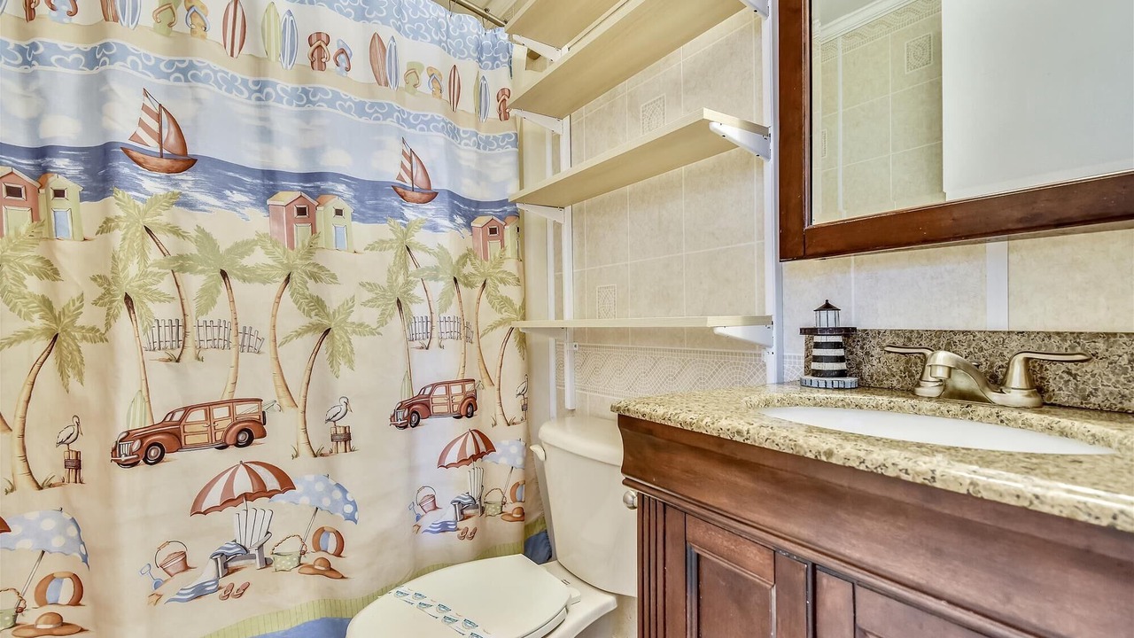 Photo of Bathroom in Colington