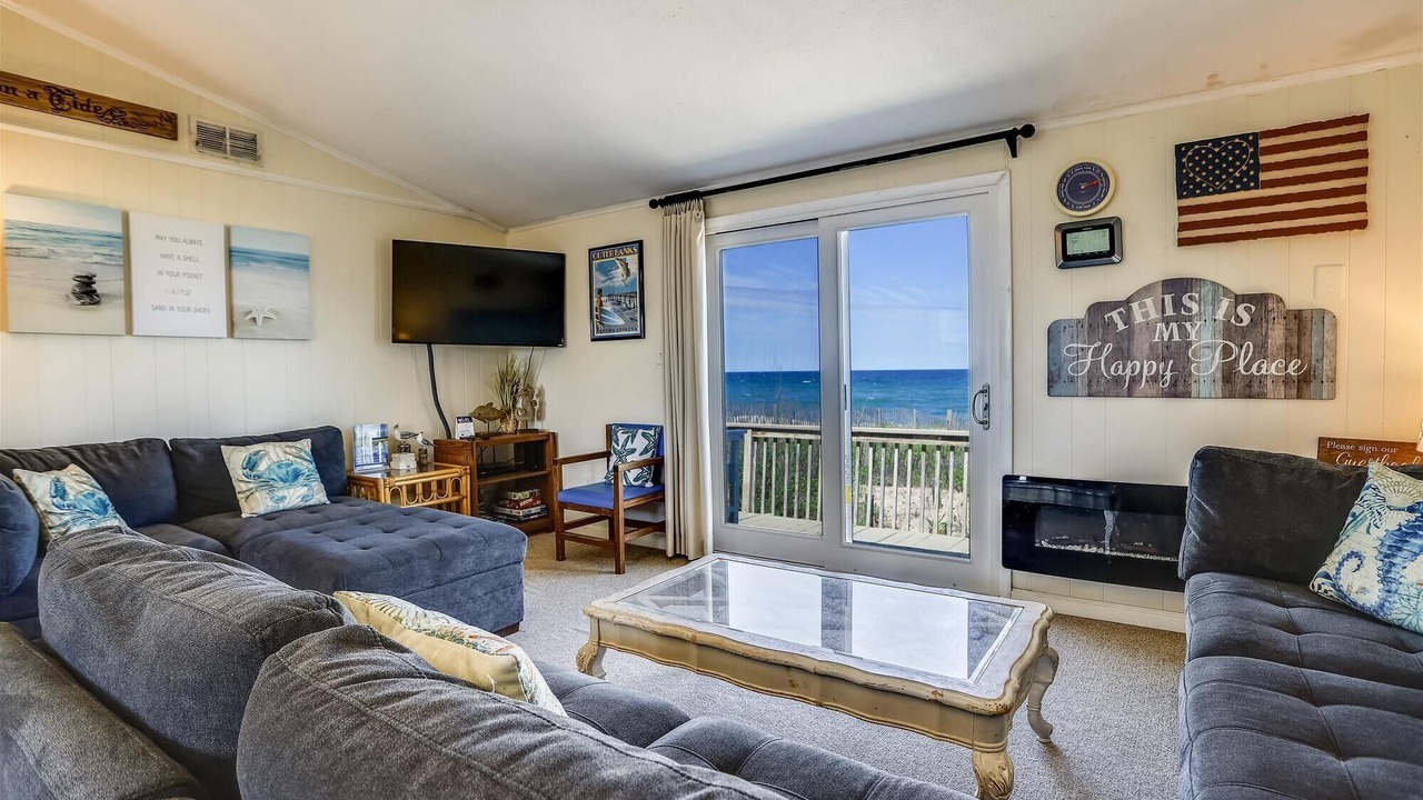 Photo of Livingroom in Colington