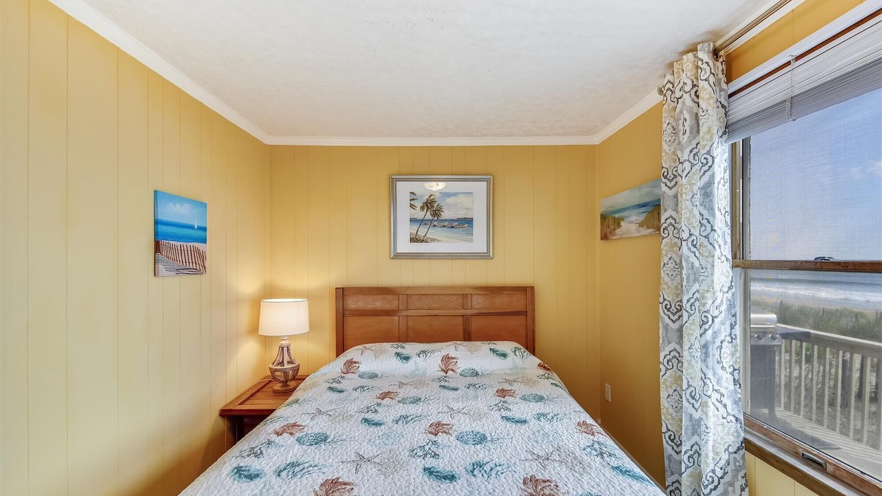 Photo of Bedroom in Colington