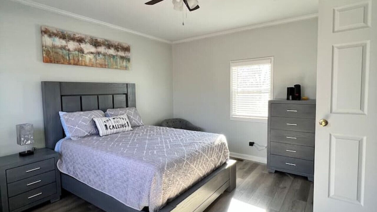 Photo of Bedroom in Colfax