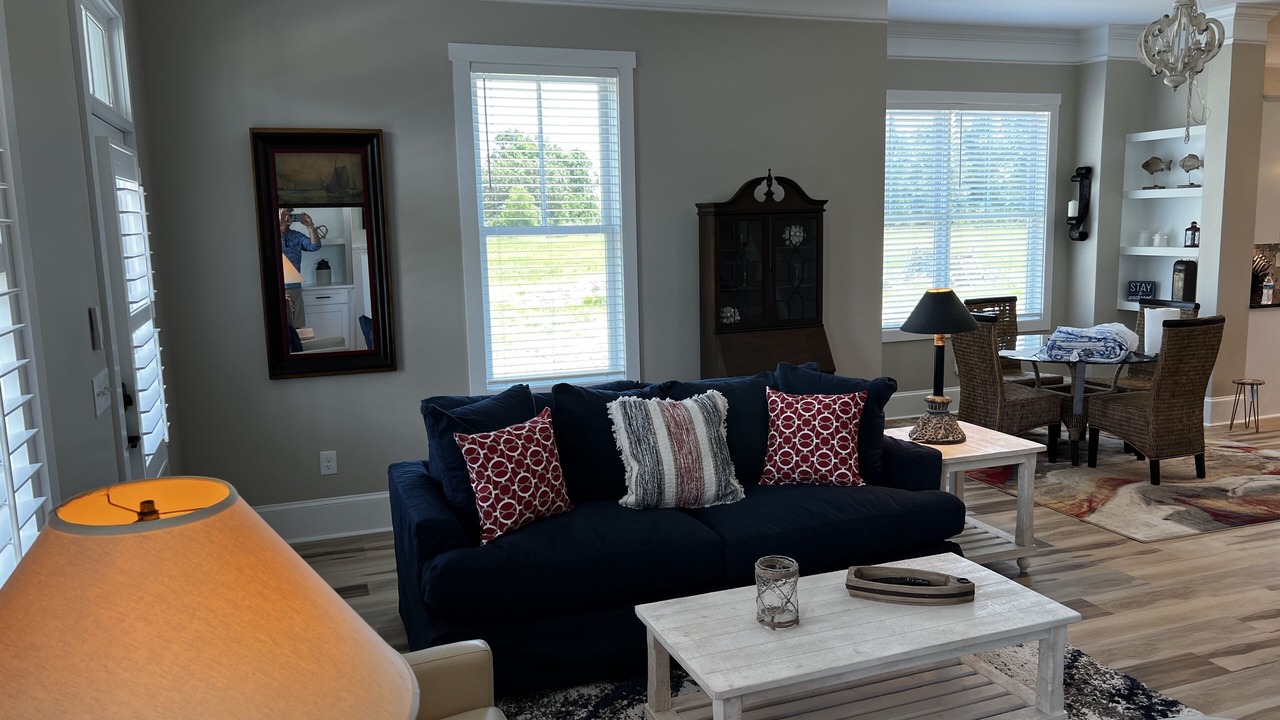 Photo of Livingroom in Swansboro
