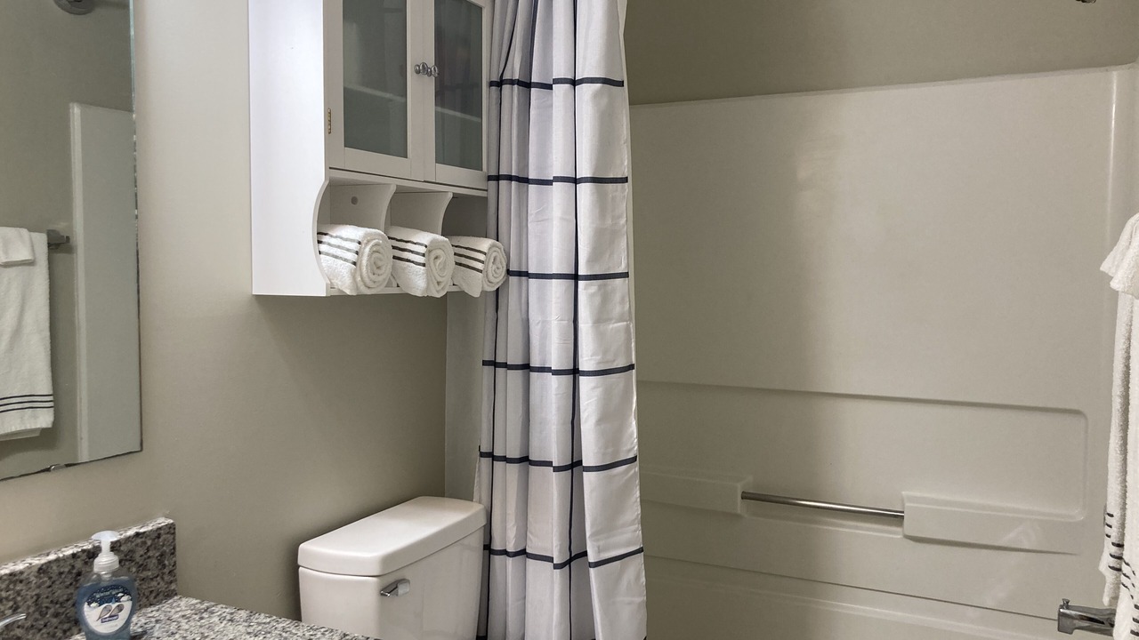 Photo of Bathroom in South View