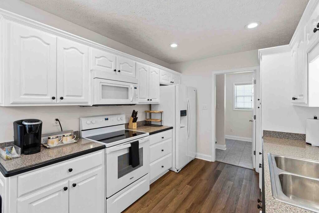 Photo of Kitchen in New Bern