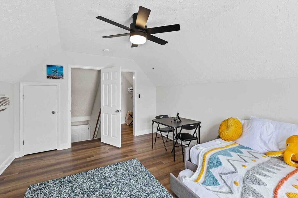 Photo of Bedroom in New Bern