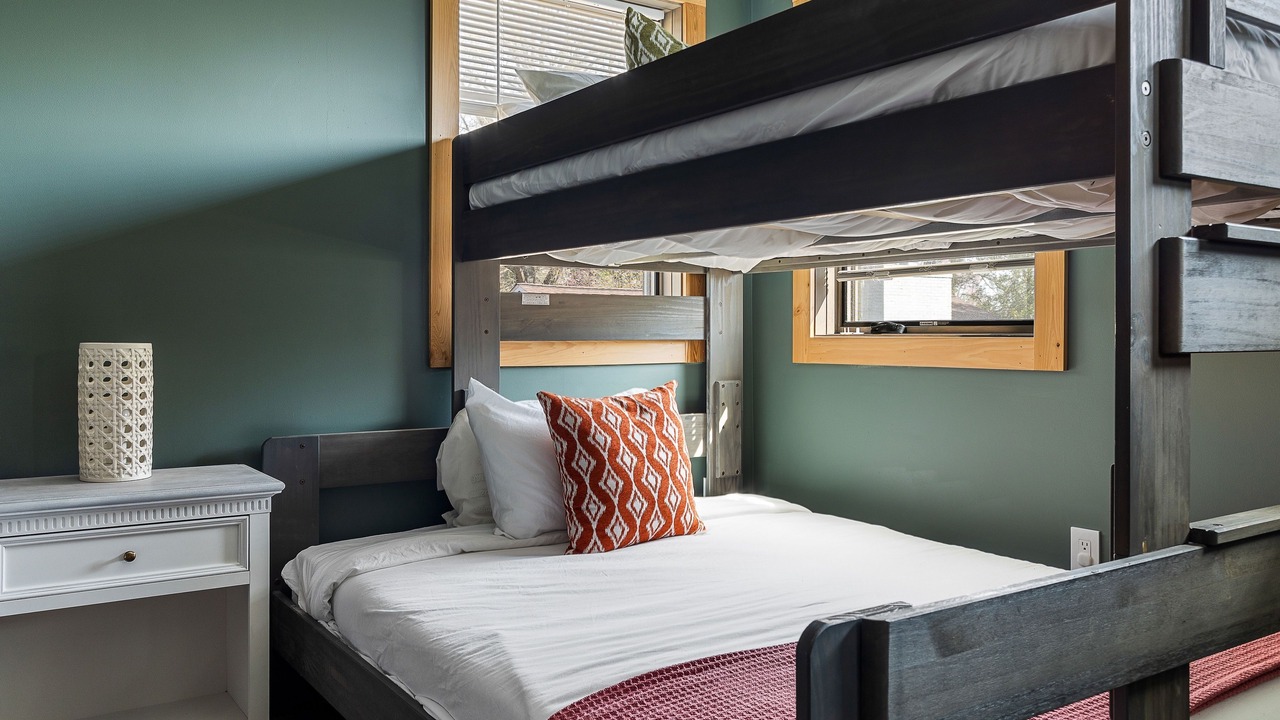 Photo of Bedroom in Asheville