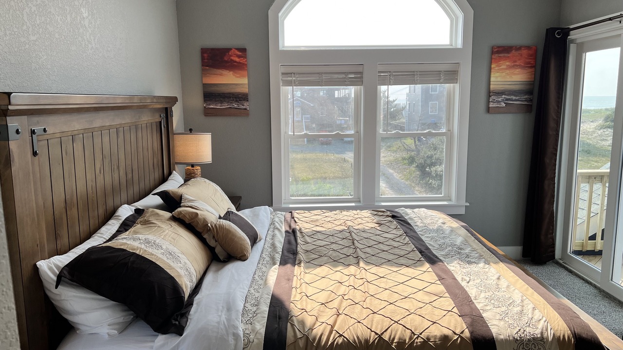 Photo of Bedroom in Carova Beach