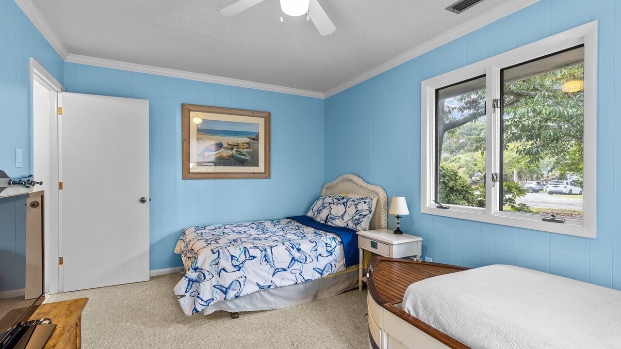 Photo of Bedroom in Pine Knoll Shores