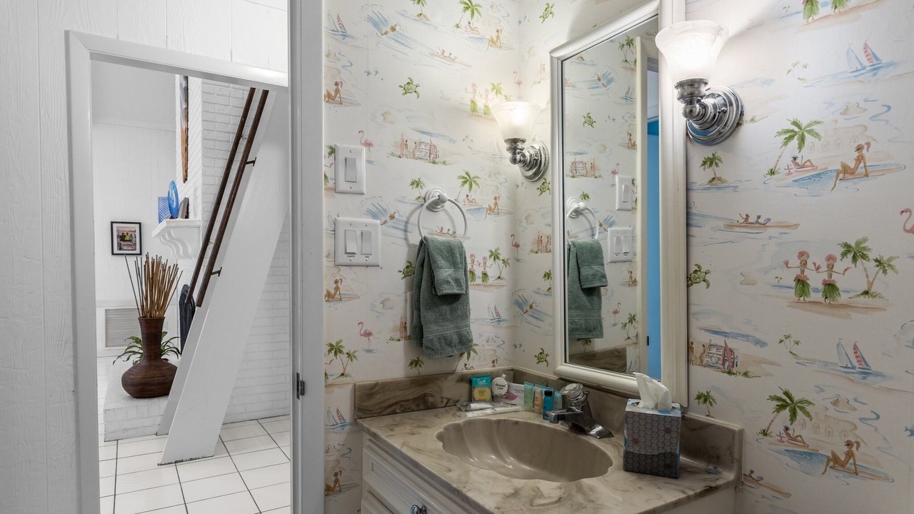 Photo of Bathroom in Pine Knoll Shores