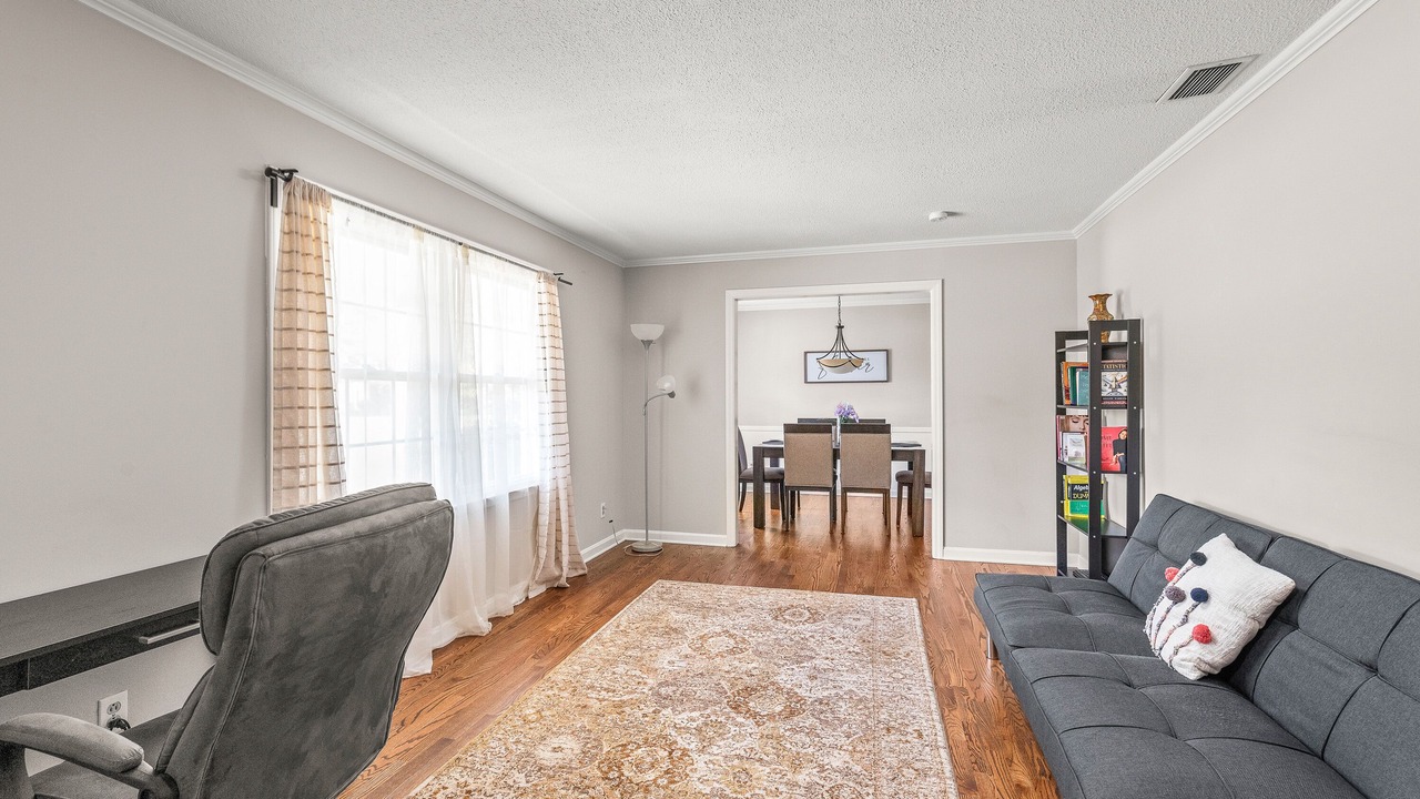 Photo of Livingroom in Paw Creek